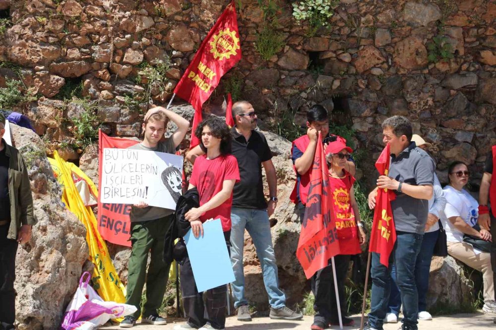 Alanya'da 1 Mayıs Emek ve Dayanışma Günü Kutlamaları