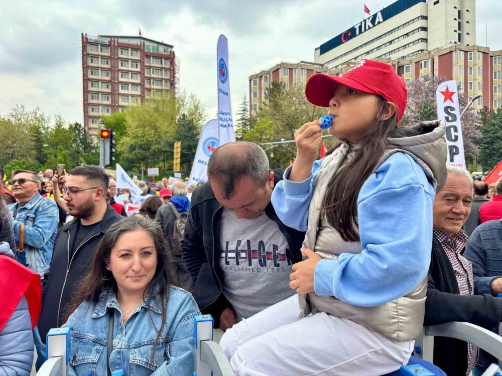 Ankara’da Emekçiler 1 Mayıs’ı Kutladı