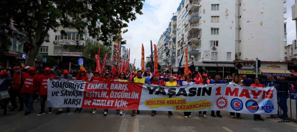 Antalya’da 1 Mayıs Emek ve Dayanışma Günü Coşkusu