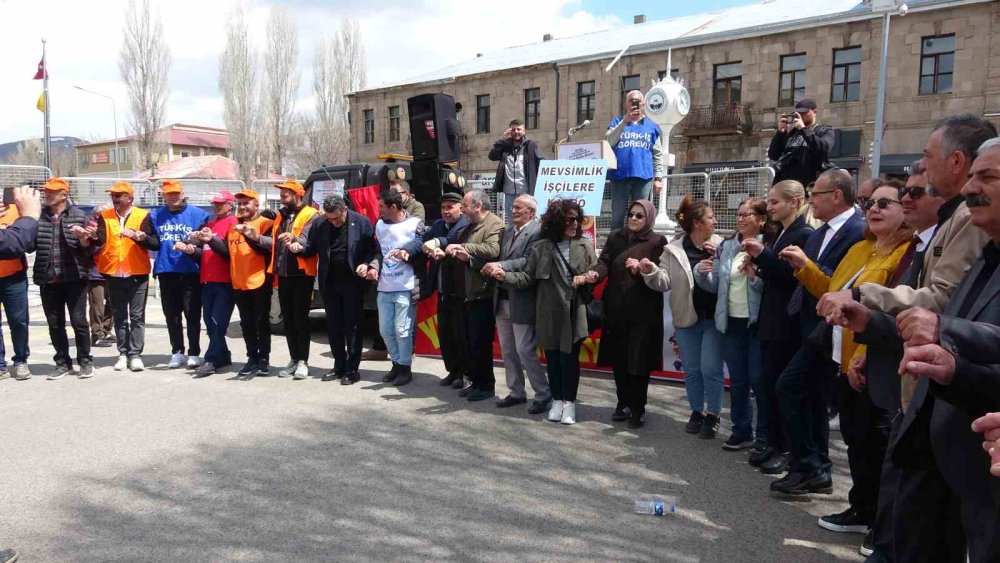 Ardahan’da 1 Mayıs Coşkusu.. Meydanlar Doldu, Halaylar Çekildi!