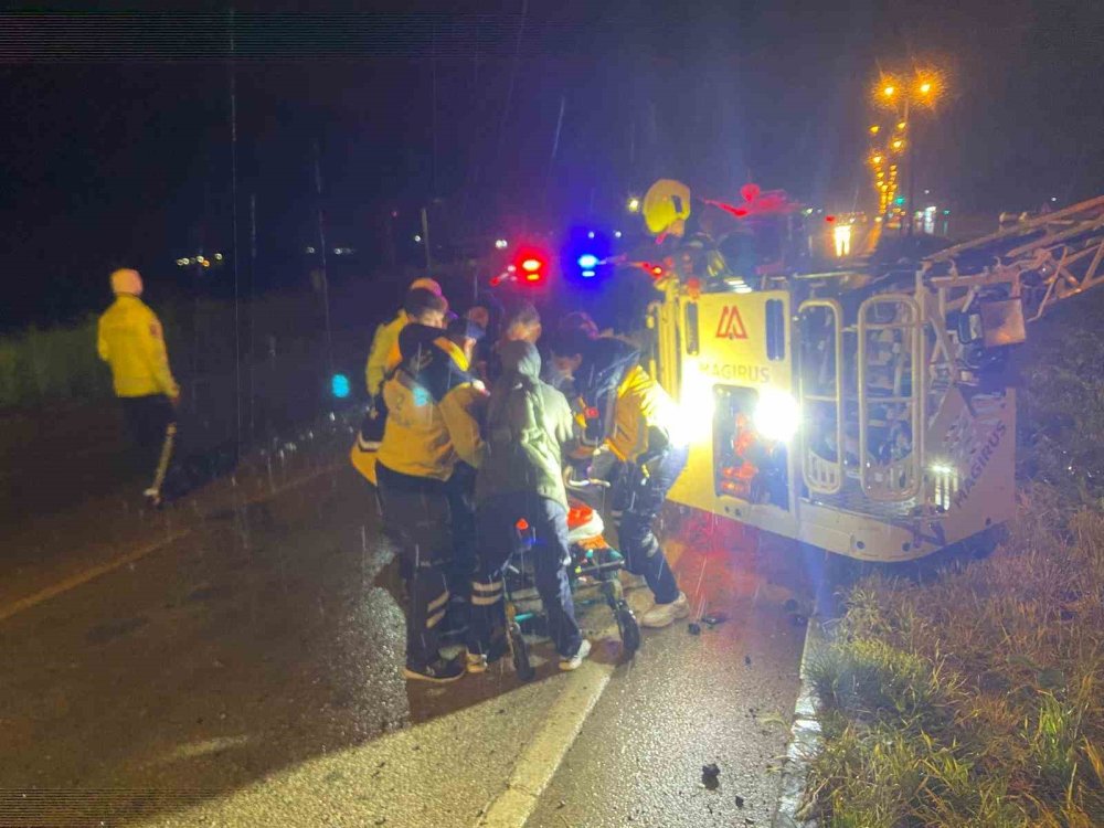 Balıkesir’de Facia.. Yolcu Otobüsü Devrildi, 3 Kişi Yaşamını Yitirdi!