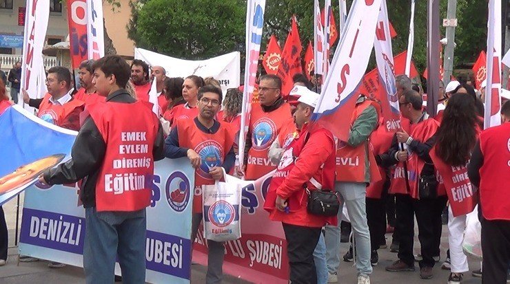 Denizli’de 1 Mayıs’ta Binlerce Kişi Meydanlardan Yürüdü