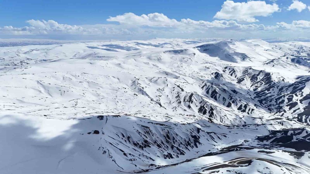 Erzurum Palandöken’de Kar Bereketi, Kayak Sezonu Uzadı
