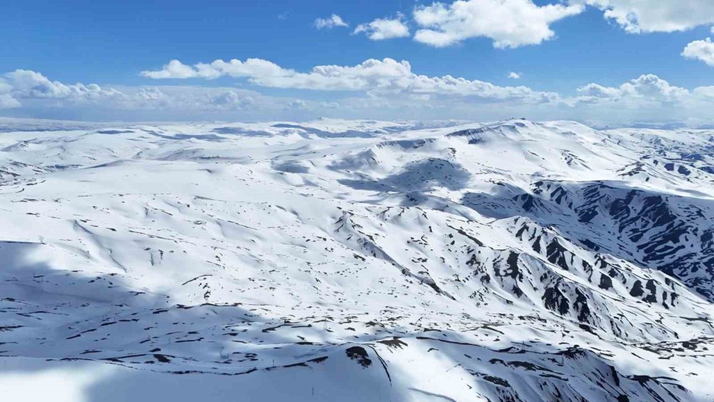Erzurum Palandöken’de Kar Bereketi, Kayak Sezonu Uzadı