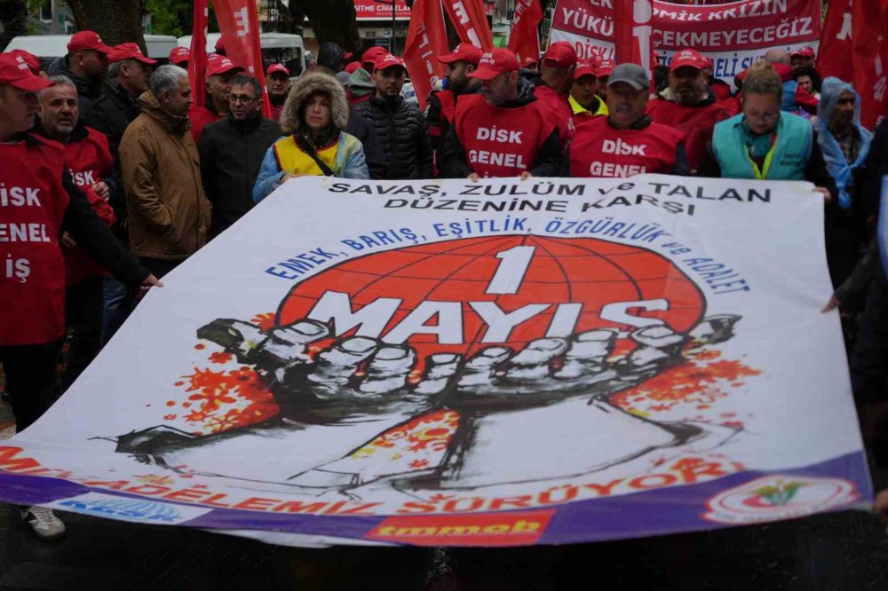 İşçi ve Emeğin Kenti Kocaeli’de 1 Mayıs Halaylarla Kutlandı