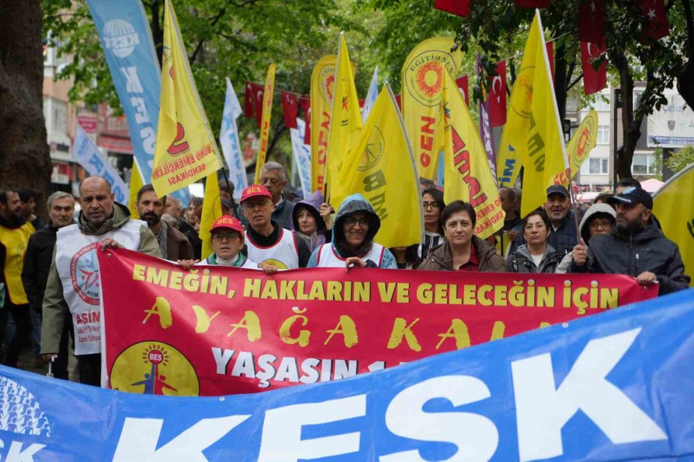 İşçi ve Emeğin Kenti Kocaeli’de 1 Mayıs Halaylarla Kutlandı