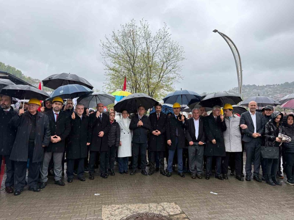 Madenci Kenti Zonguldak’ta 1 Mayıs Kutlamaları