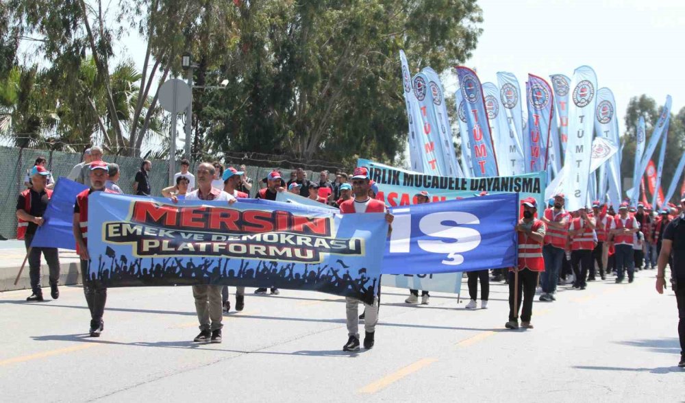 Mersin’de 1 Mayıs Coşkuyla Kutlandı