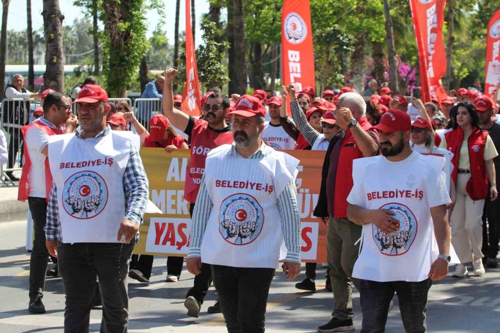 Mersin’de 1 Mayıs Coşkuyla Kutlandı