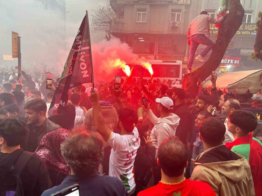 Amed Sportif Faaliyetler Süper Lig’e Çıktı, Kentte Bayram Havası Yaşandı