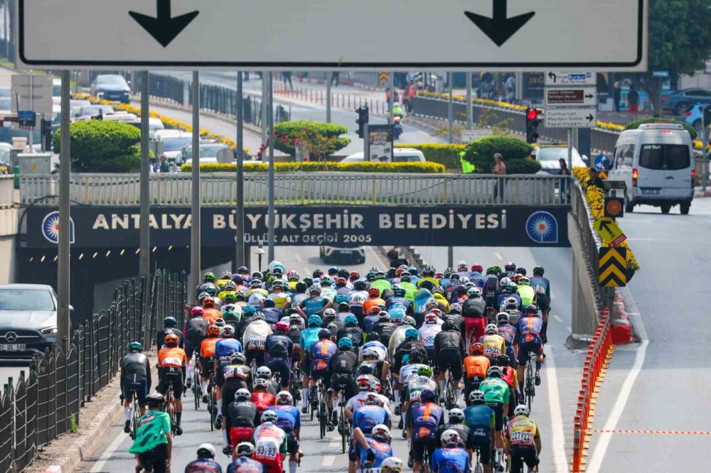 Cumhurbaşkanlığı Türkiye Bisiklet Turu’nun Antalya-Antalya Etabı