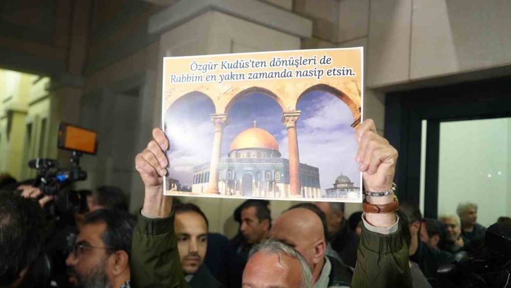 İsrail’in Alıkoyduğu Sumud Filosu Aktivistleri İstanbul’a Getirildi