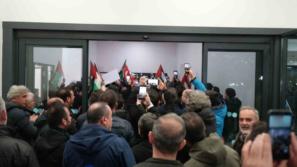 İsrail’in Alıkoyduğu Sumud Filosu Aktivistleri İstanbul’a Getirildi