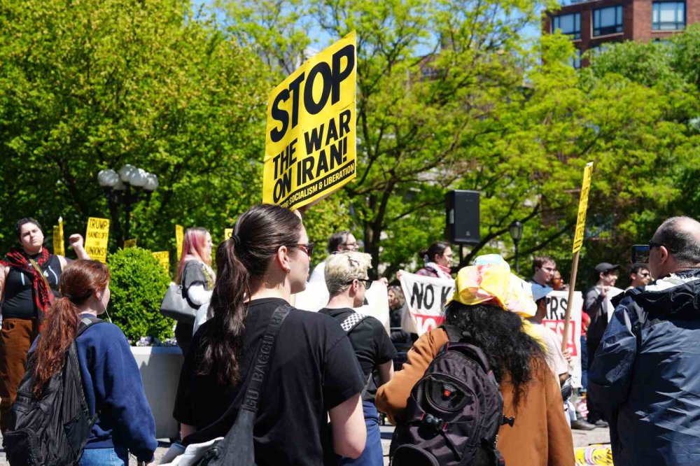 New York’ta Geniş Katılımlı 1 Mayıs Yürüyüşü