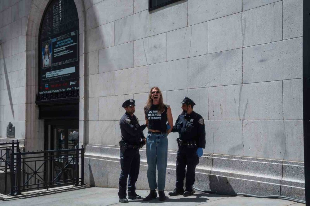 New York’ta Geniş Katılımlı 1 Mayıs Yürüyüşü