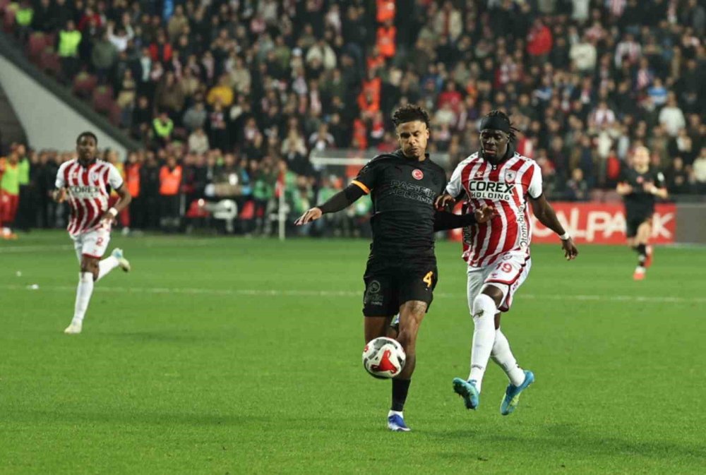 Samsunspor’dan Tarihi Galibiyet.. Galatasaray’a 9 Maç Sonra Ağır Darbe!