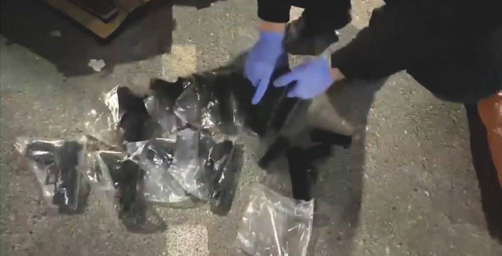 Batman’da Silah Operasyonu: 13 Tabanca Ele Geçirildi