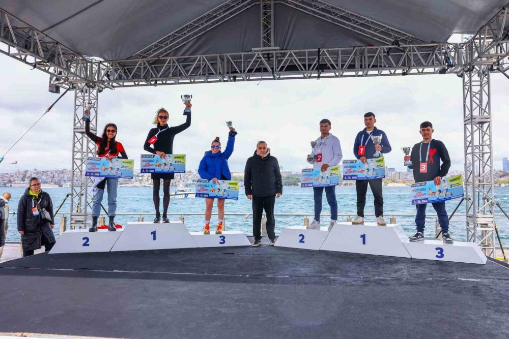 İstanbul’u Koşuyorum’da Asya Etabı.. Üsküdar’da Binlerce Koşucu Parkura Çıktı!