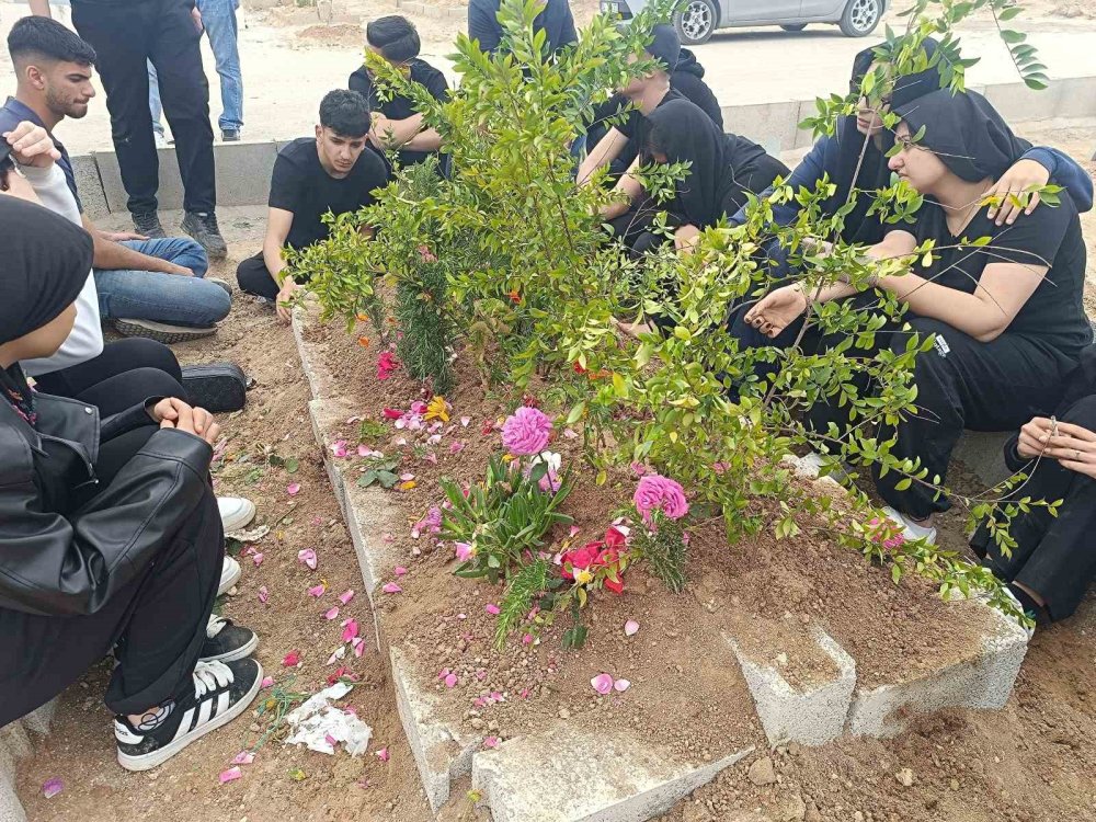 Staj Yaptığı Pastanede Akıma Kapılan 15 Yaşındaki Öğrenci Öldü