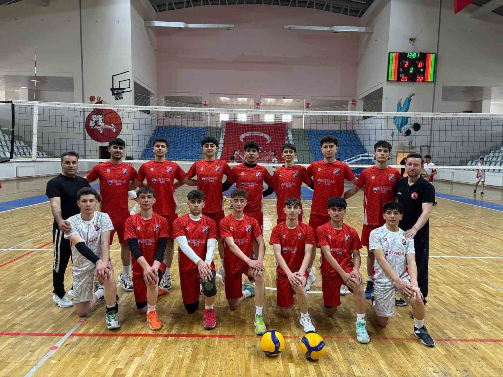 Aşkale’nin Gururu Oldular, GSK Yıldız Voleybol Takımı Türkiye Finallerinde