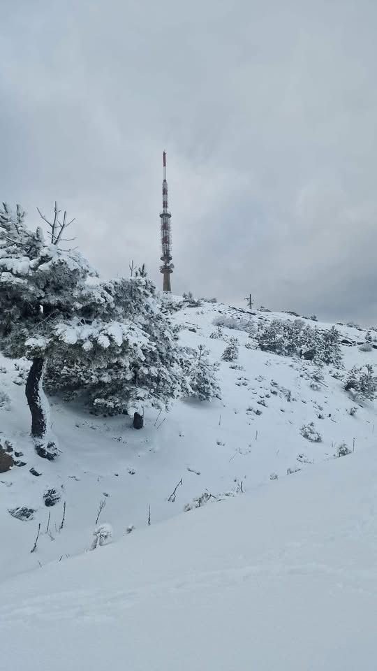 Mayıs Ayında Muğla’ya Kar Sürprizi: Göktepe Beyaza Büründü
