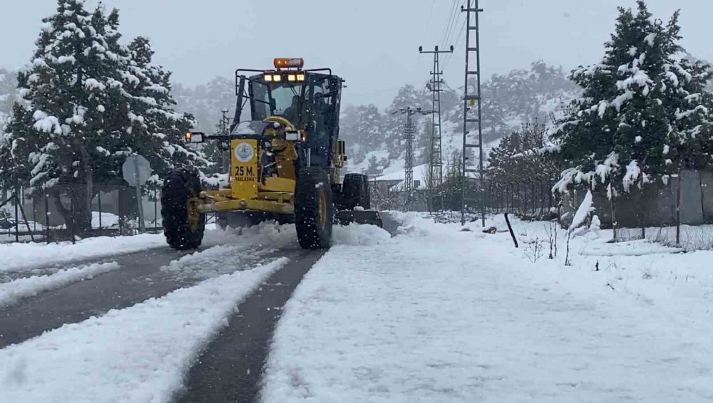 Mersin’de Kar Güzelliği Dronla Görüntülendi