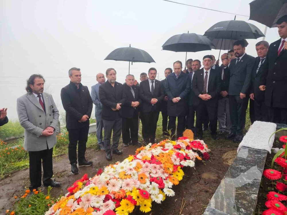 Giresun’da Öldürülen Genç Başkan İçin Erbakan’dan Taziye Ziyareti