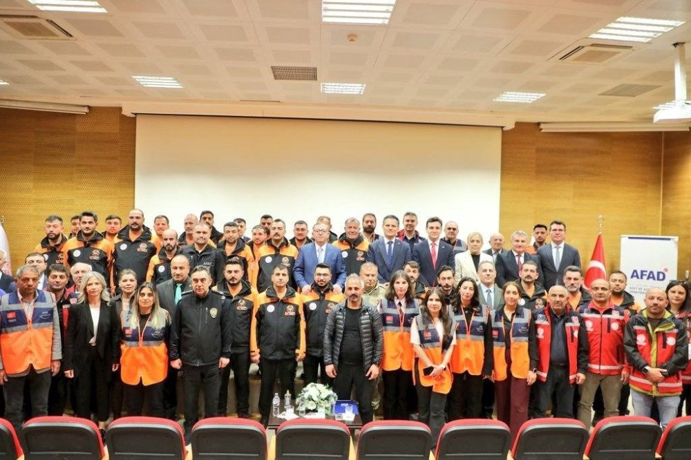 Kars’ta Karakurt Ekibine Resmi Arma: Afetlere Hazır Güç Sahada