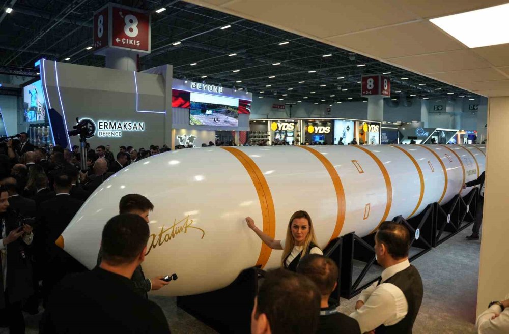 Türkiye’nin Bugüne Kadar Ürettiği En Büyük Füzesi Yıldırımhan İlk Kez Sergilendi