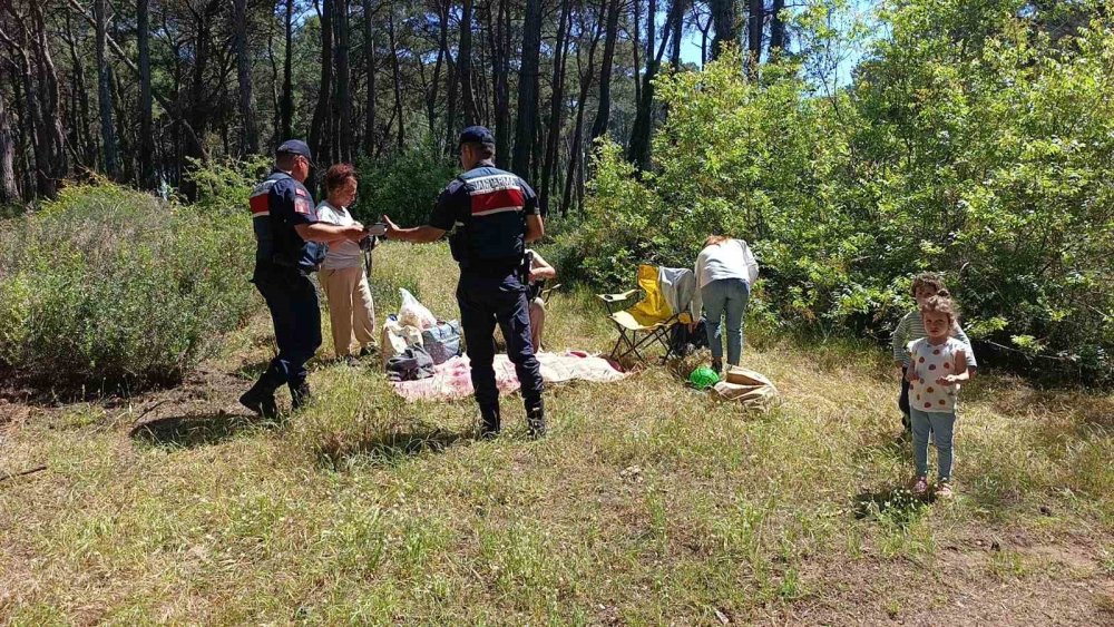 Antalya’da Ormanlara Girişler Yasaklandı, Jandarma Uyarıda Bulundu