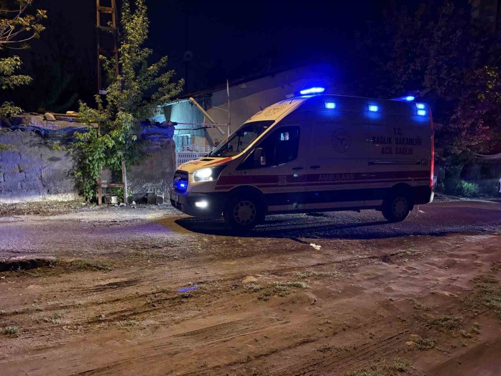 Kayseri’de Anne ve Oğlu Karbonmonoksit Gazından Zehirlendi