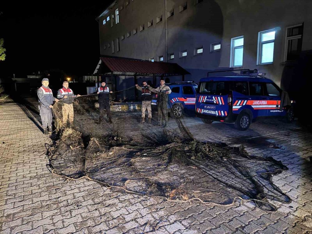 Van’da Kaçak Avlanan 800 Kilo Balık Ele Geçirildi