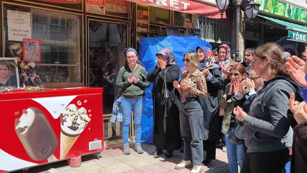Artvin’de Nalan Kaya İçin Tepki Yürüyüşü.. Hiçbir Çocuk Susturulmasın!