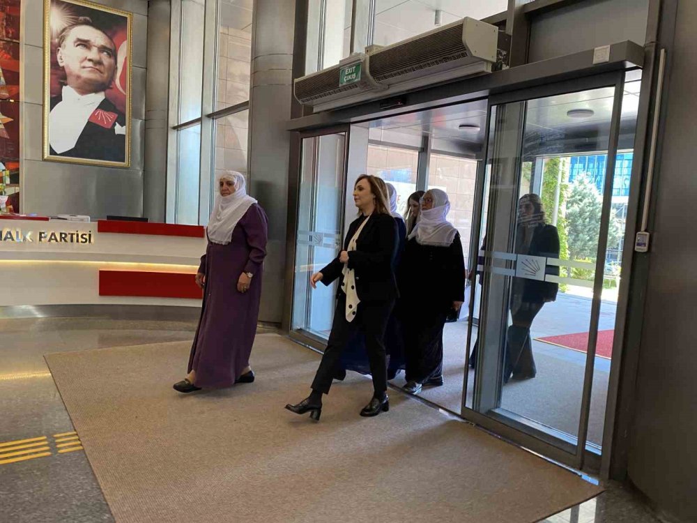 Barış Anneleri Siyasi Parti Turunda.. Ankara’da Dikkat Çeken Görüşmeler!