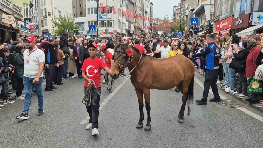 Kakava Ateşi Tekirdağ’ı Sardı: Baharı Danslarla Karşıladılar