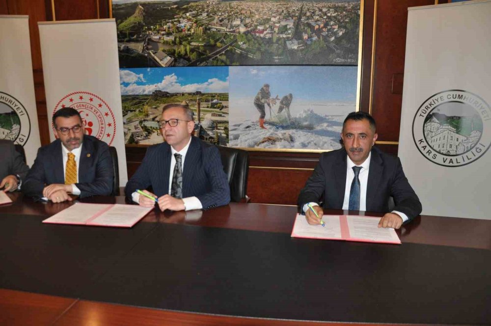 Sarıkamış’a Dev Turizm Yatırımı.. Suni Karlama Sistemi Güçlendiriliyor!