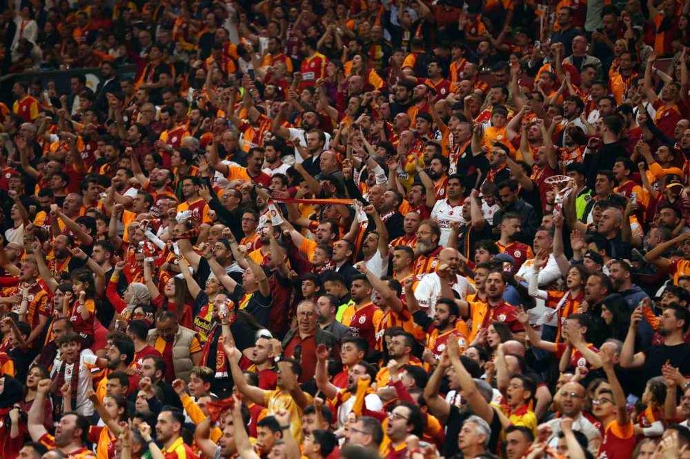 Galatasaray’dan Tarihi Zafer.. Süper Lig’de 26. Şampiyonluk Geldi!