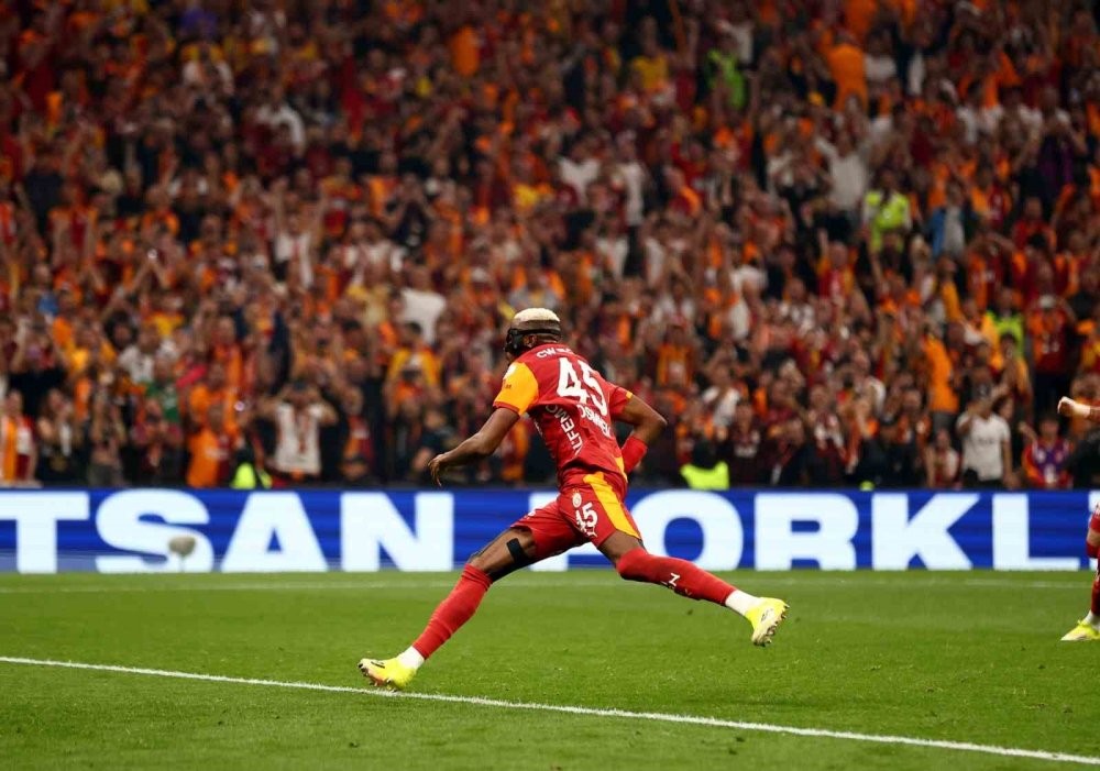 Galatasaray’dan Tarihi Zafer.. Süper Lig’de 26. Şampiyonluk Geldi!