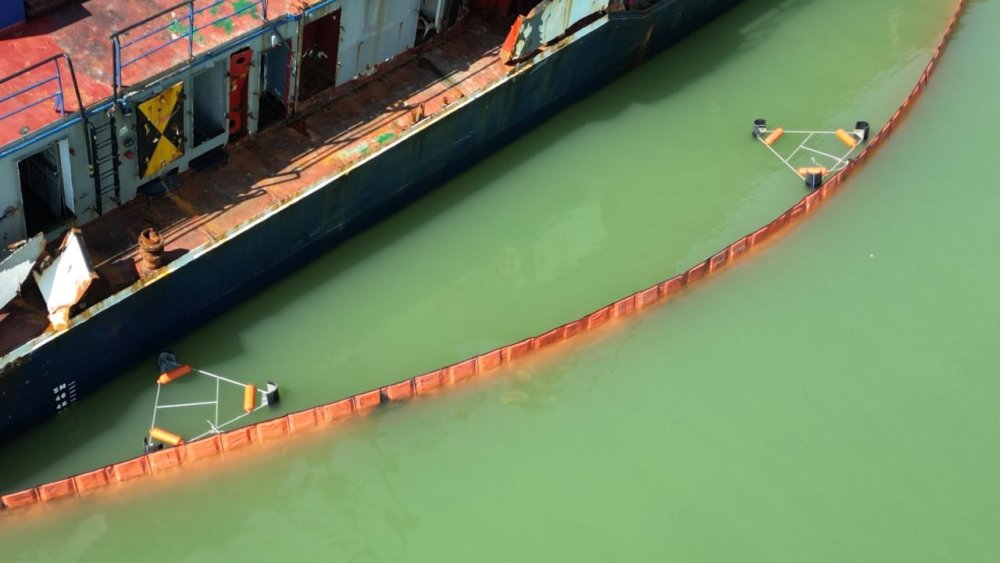 Karaya Oturan Gemide Sızıntı Riski: Karadeniz İçin Önlem Alındı