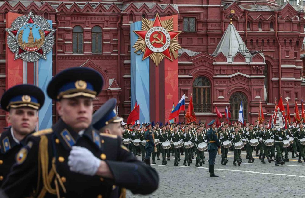 Putin’den Moskova’da Zafer Günü Mesajı.. “Zafer Her Zaman Bizim Olacak”!