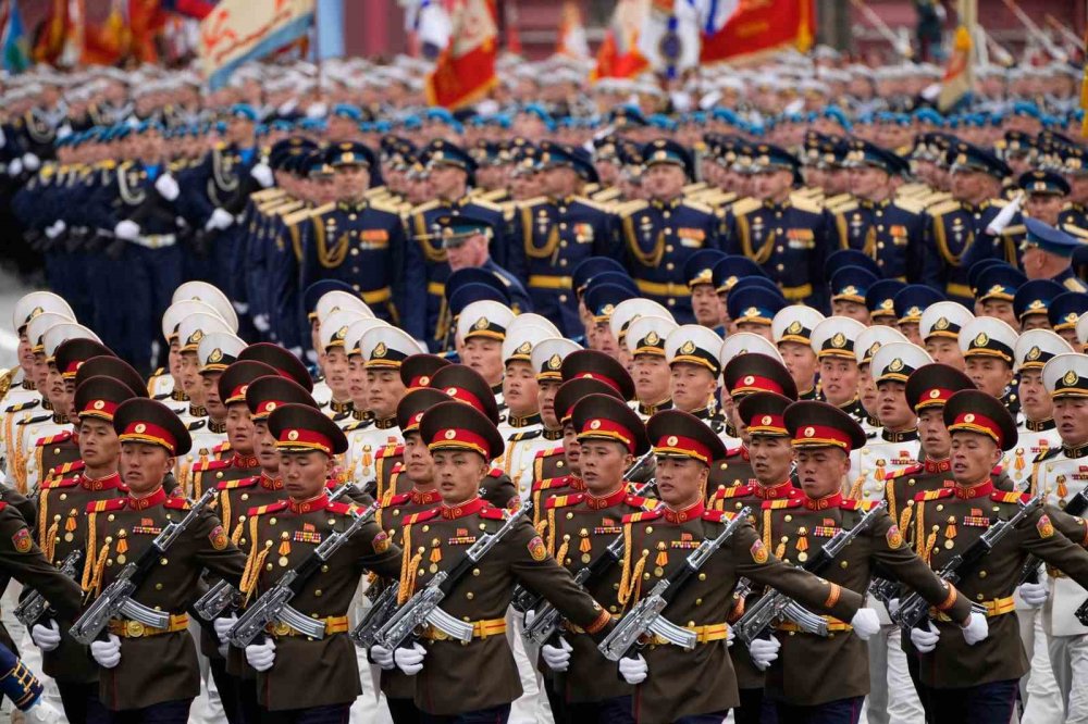 Putin’den Moskova’da Zafer Günü Mesajı.. “Zafer Her Zaman Bizim Olacak”!
