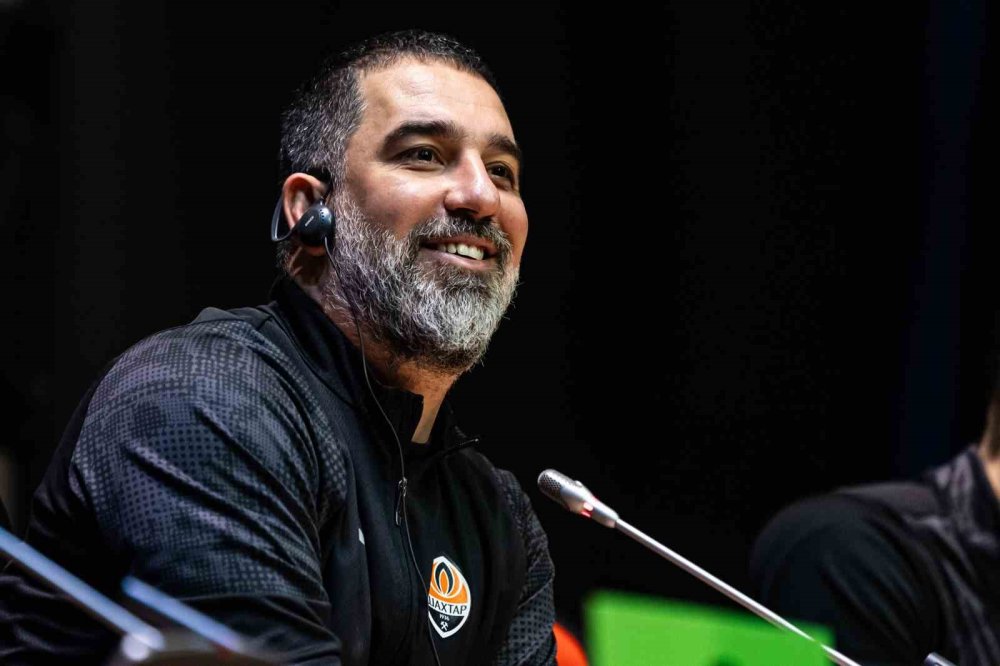 Arda Turan Yönetimindeki Shakhtar Donetsk.. Ukrayna’da Erken Şampiyon Oldu!