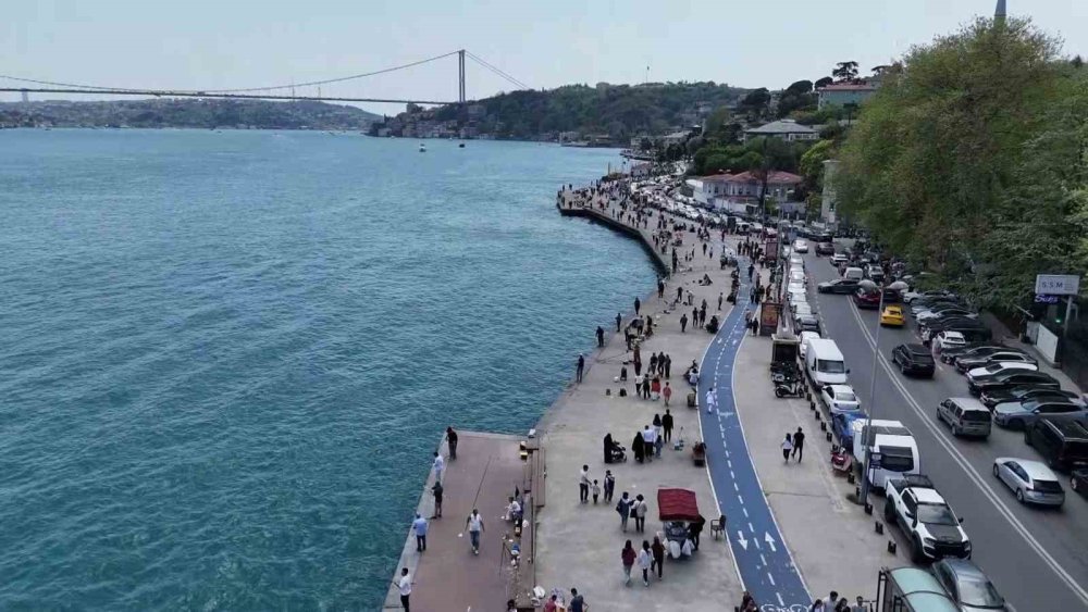 İstanbul’da Hafta Sonu: Güneşi Gören Sahile Koştu