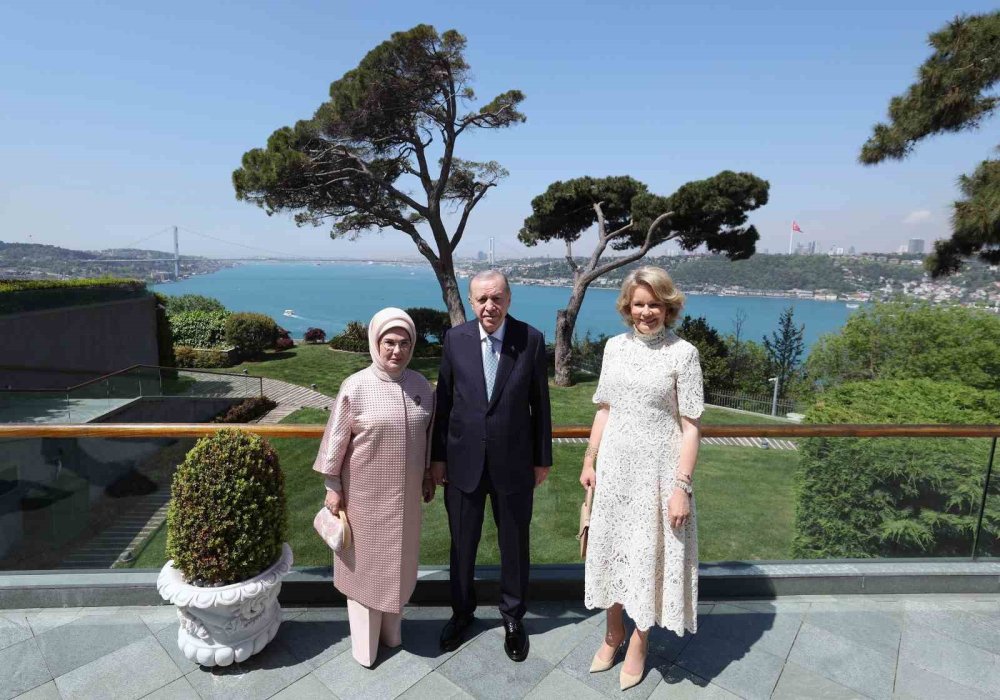 Erdoğan ile Kraliçe Mathilde Görüştü.. Türkiye-AB İlişkileri Masaya Yatırıldı!