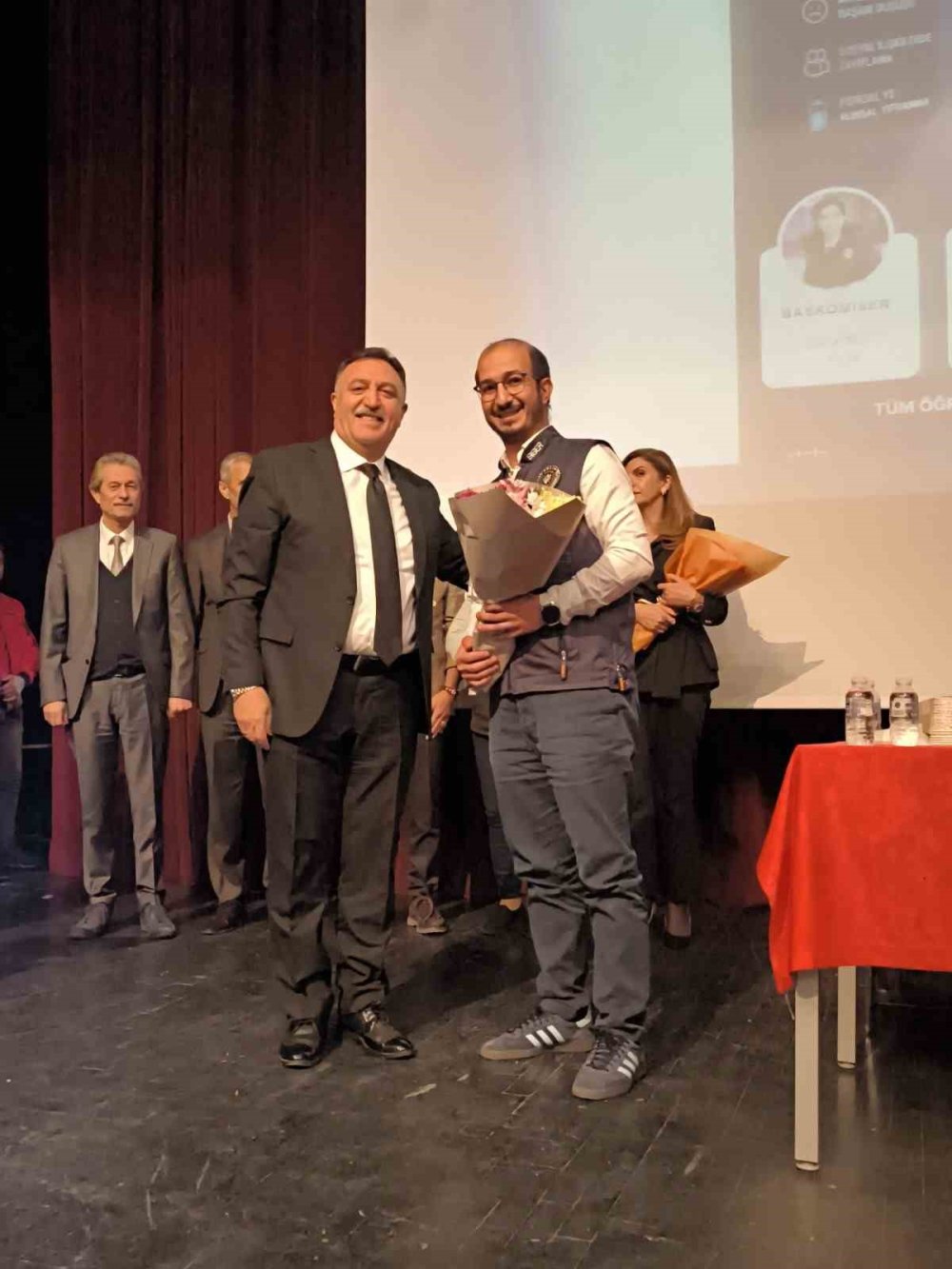 Kars’ta Velilere Siber Güvenlik Semineri.. Çocuklar İçin Kritik Uyarılar Yapıldı!