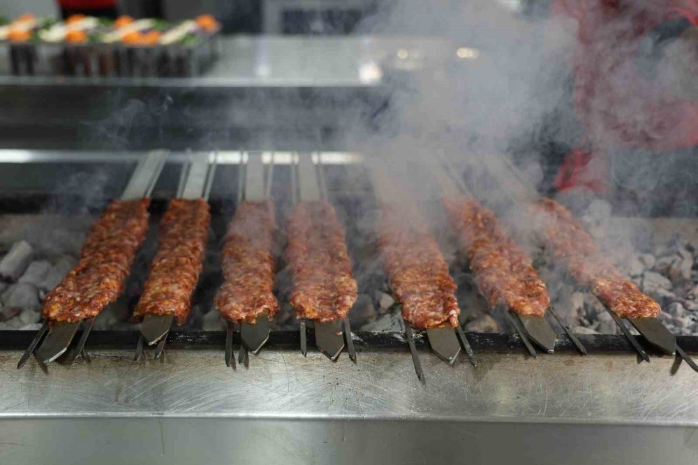 Uzmanlardan Dikkat Çeken Açıklama.. Adana Kebabı Sağlıklı Yaşamı Destekliyor!