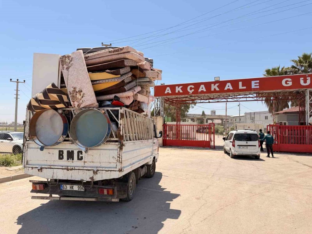 Akçakale Gümrük Kapısı’ndan Sivil Geçişler Başladı