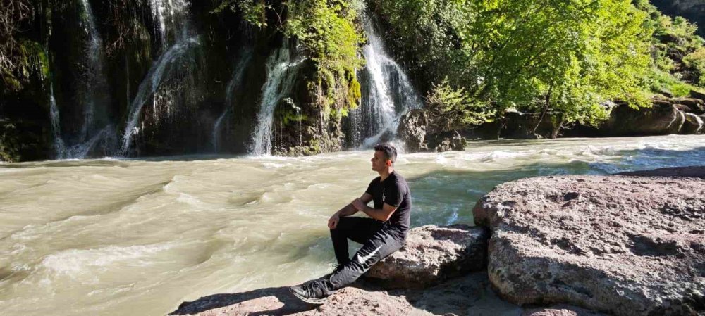 Zore Kanyonu ve Şelalesi Görenleri Hayran Bırakıyor
