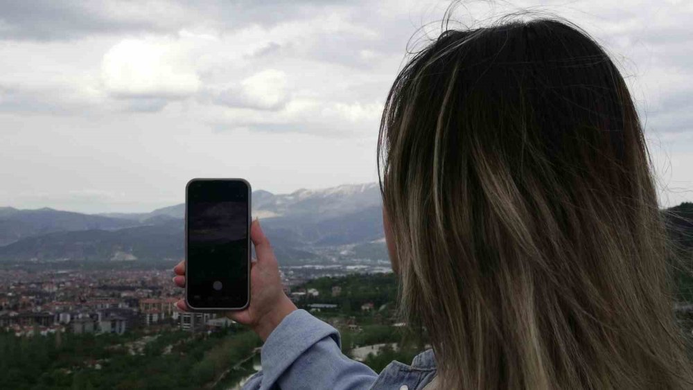 Kirazlıdere’ye Yoğun İlgi.. Isparta’nın Cam Terası Turizmin Yeni Gözdesi Oldu!