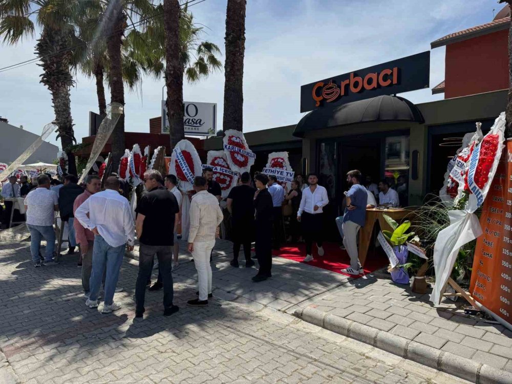Fethiye’de Meyhane Açılışı Gündem Oldu.. Dualı Tören Sosyal Medyayı Karıştırdı!
